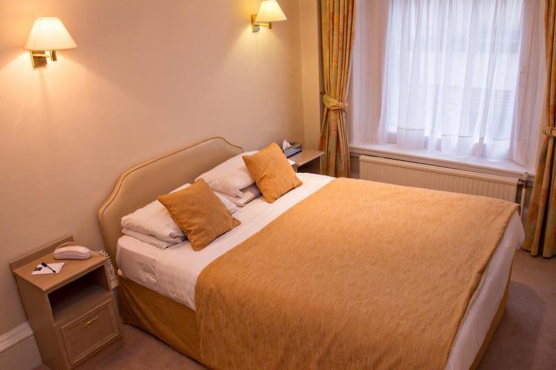 Hotel The White Swan